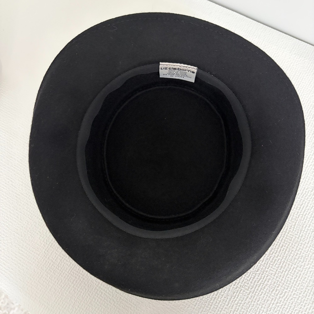 Liz Claiborne Cloche Hat Wool Felt Feather Accent OS Black Whimsigoth Capsule - Picture 8 of 10